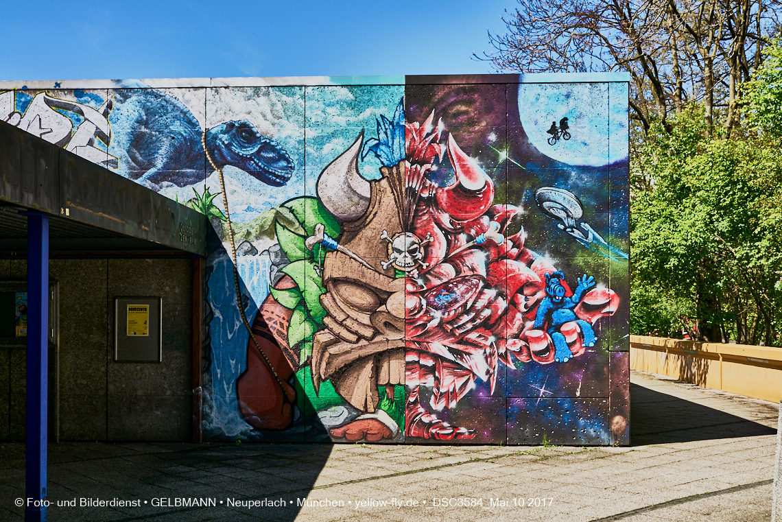 21.03.2017 - Abrissbaustelle Quiddezentrum in Neuperlach
